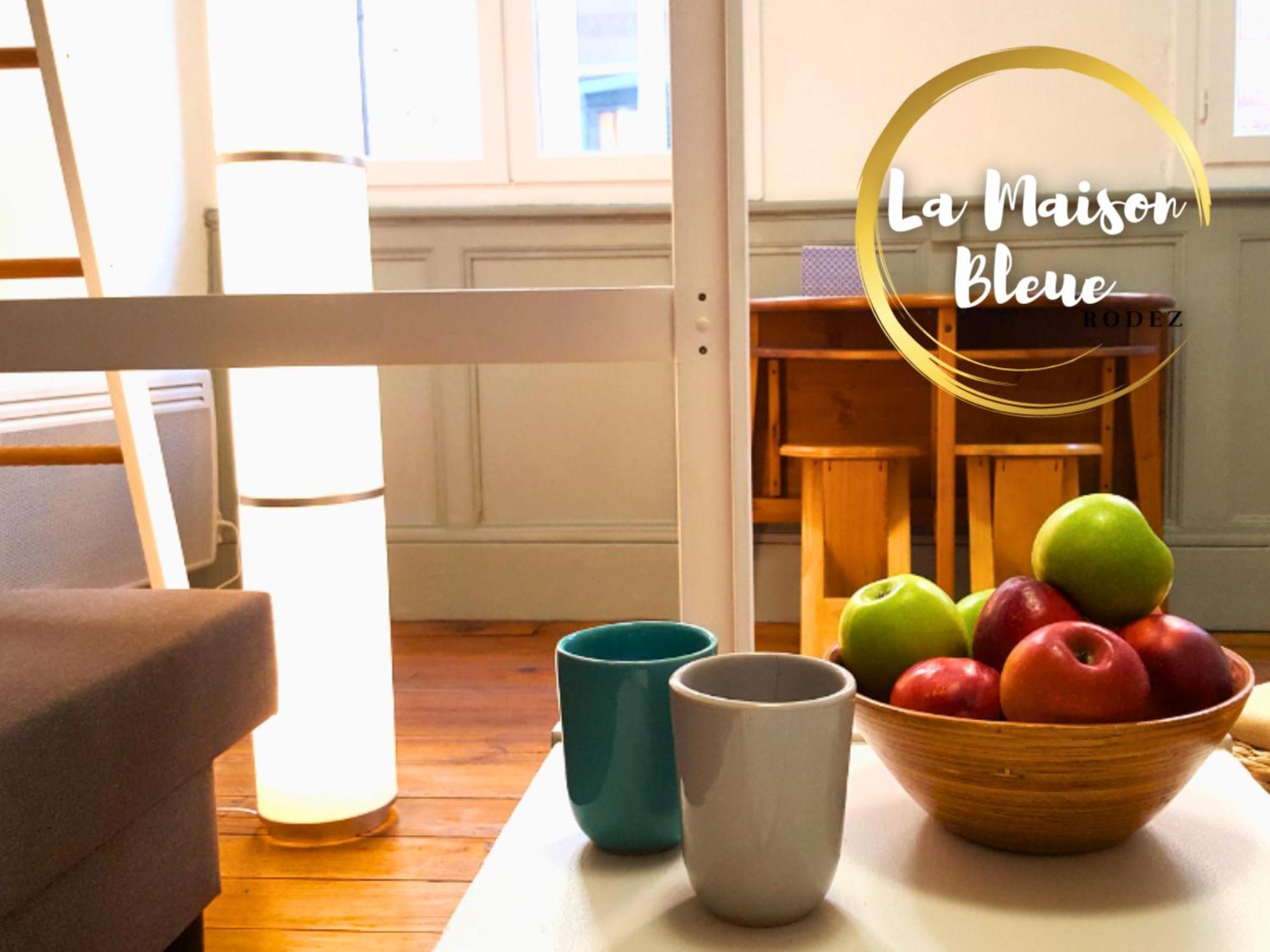 La Maison Bleue, Un Emplacement De Choix A ロデーズ エクステリア 写真